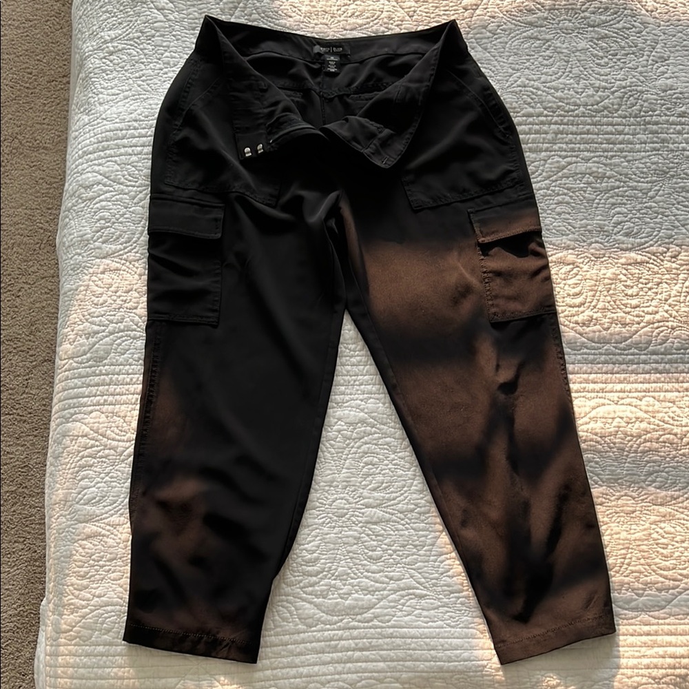White House Black Market Black Capri Pants